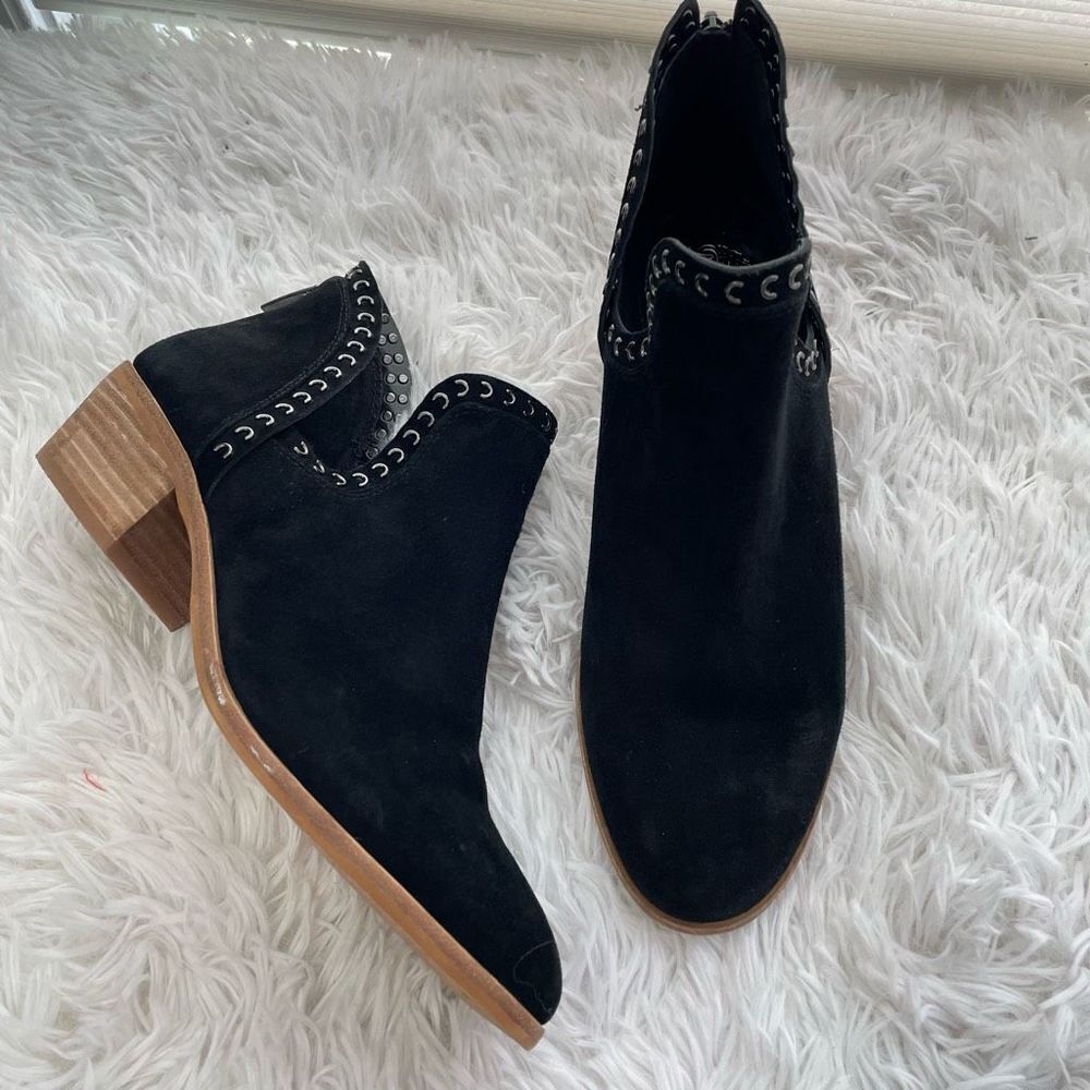 Vince Camuto Womens Black Suede Prafinta Ankle Booties Back‎ Zip size 9M / 40